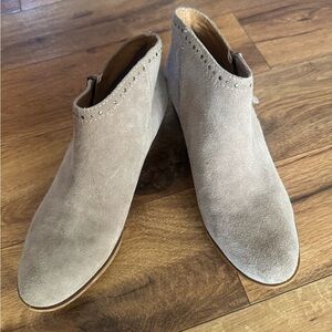 Lucky Brand Tan Suede Ankle Booties